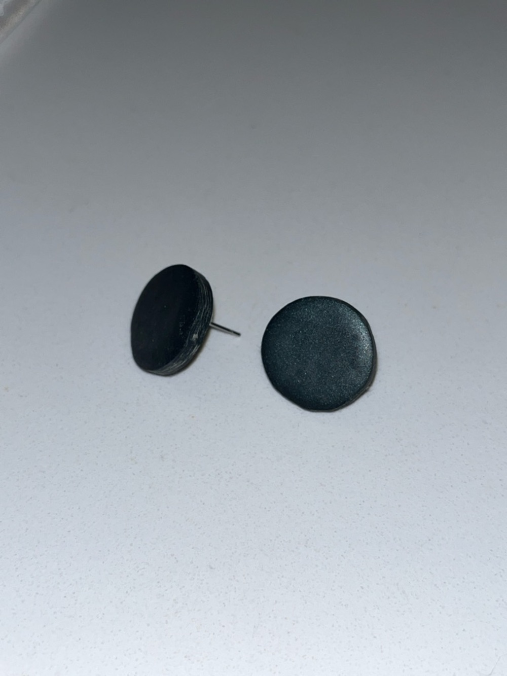 Minimal Black Round Stud Earrings